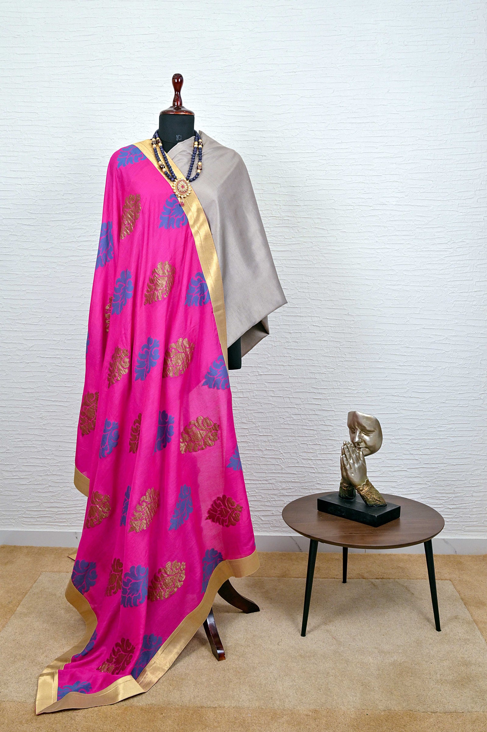 Majenta Banarasi Resham Moonga Silk Dupatta