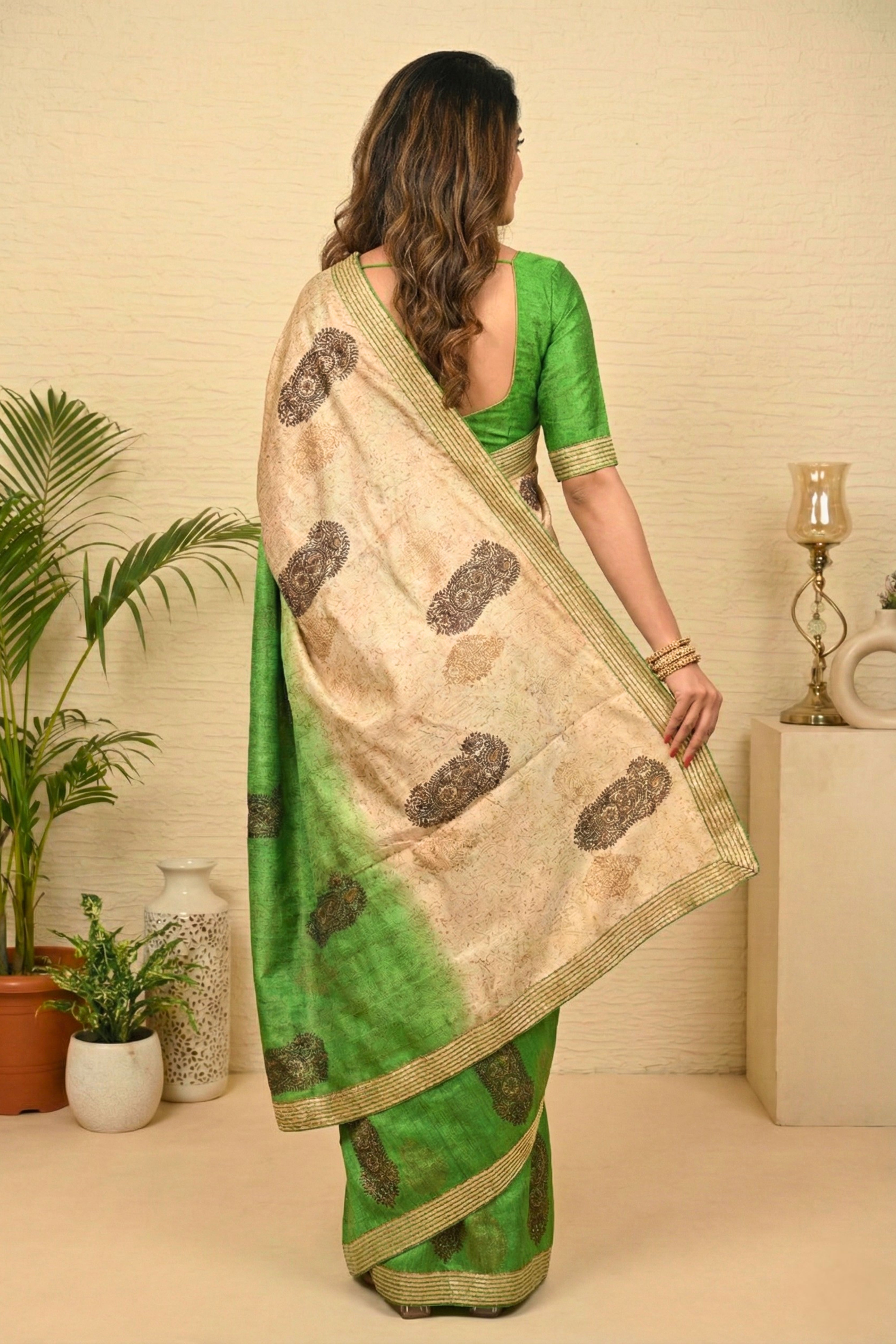 Ombre Green & Cream Pure Tussar Silk Saree