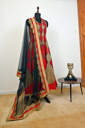 Black and red fine threadwork contemporary suit