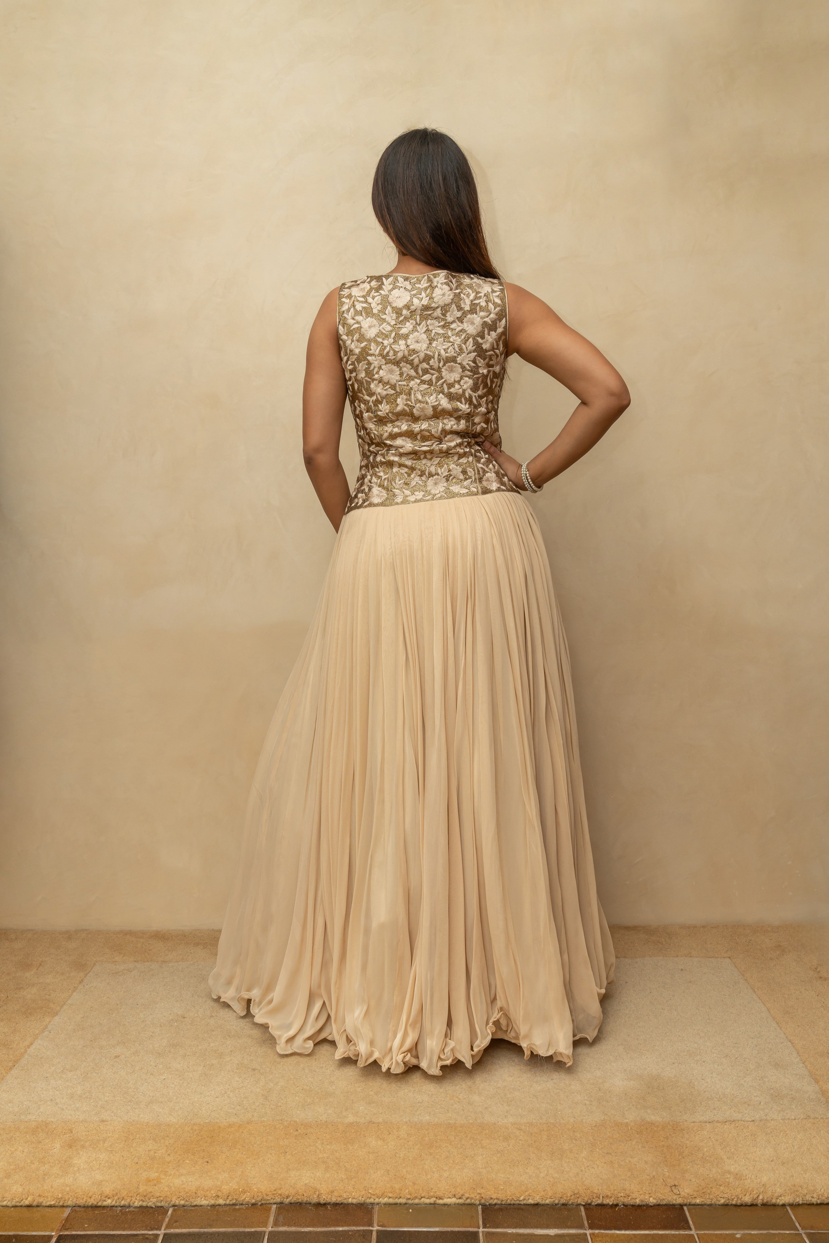 Georgette beige gold gown