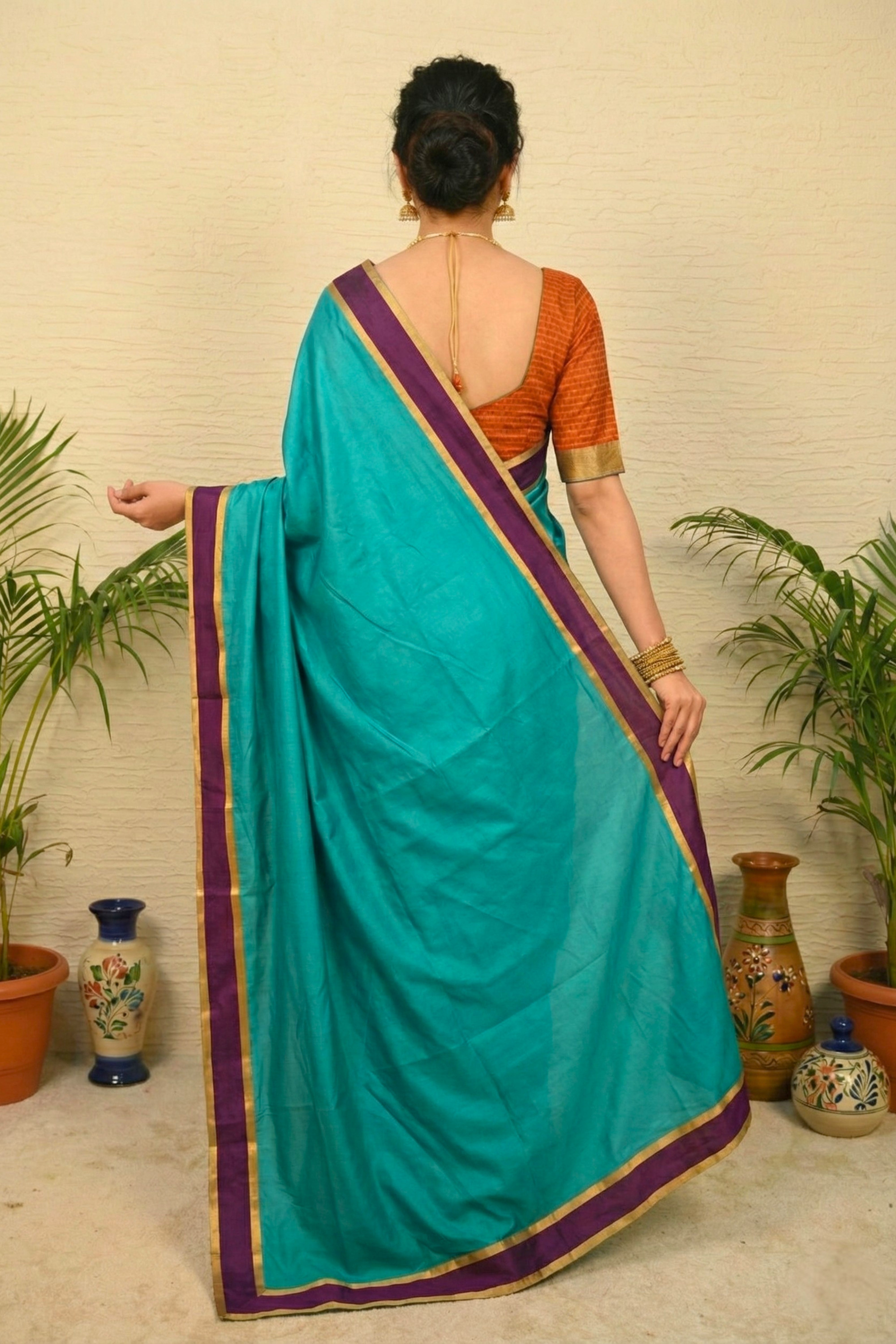 Teal & Rust Dual-Tone Tanchoi Silk Saree with Script Weave