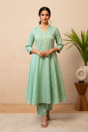Elegant Mint Green Chiniya Silk Unstitched Dress Material