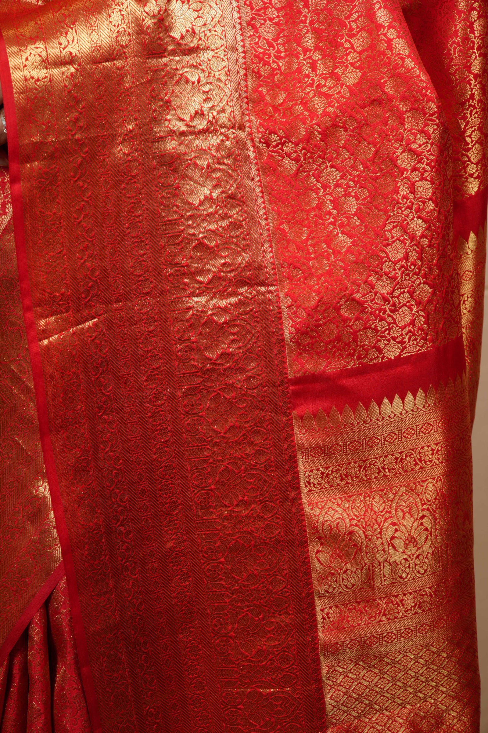 Red kanjeevaram silk saree